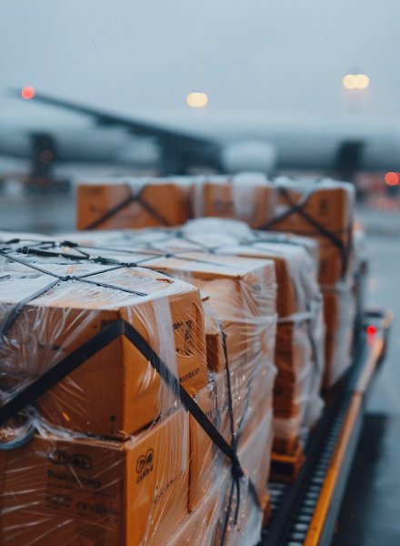 ESX courier and logistics - who we are